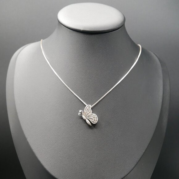 Vintage Sterling Silver Butterfly Keepsake Pendant Necklace for Ashes - Picture 2 of 6